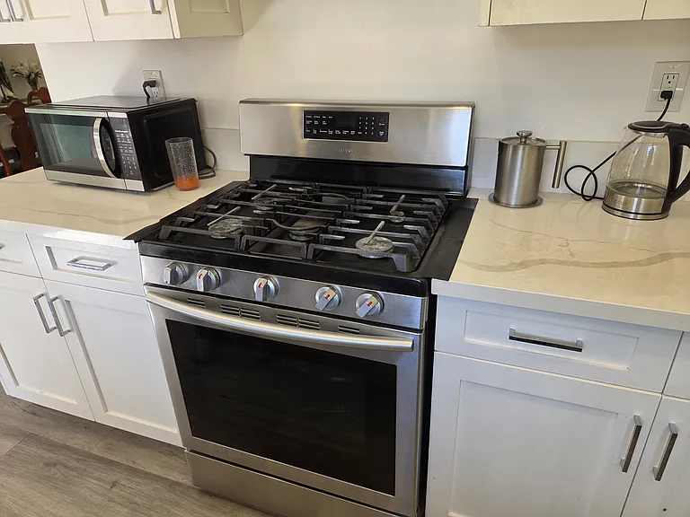13166 Phillippi Ave — Photo 6