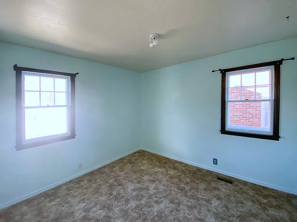 1532 Westridge Way | 3 Beds, 2 Baths — Photo 3