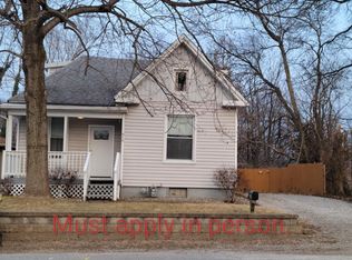 915 Hillsboro Ave, Edwardsville, IL 62025