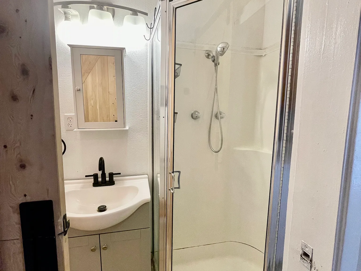 3 bed, 1498 sqft, $1,000 — Photo 3
