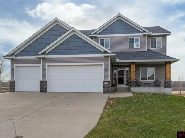 1100 Olivia St SE, New Prague, MN 56071