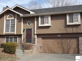 8837 N 82nd Ave, Omaha, NE 68122