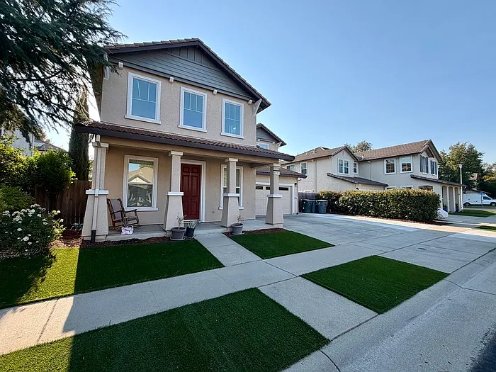 4037 Hunter Oaks Ln — Photo 2