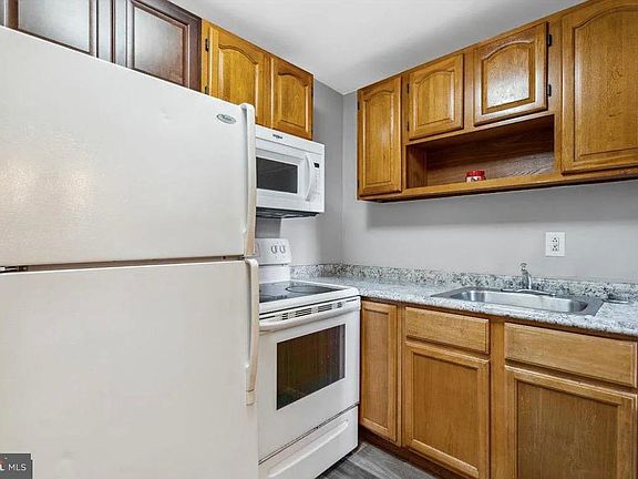 4th image of 1624 N Bouvier St