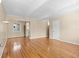 4 Coleman Pl APT E, Menlo Park, CA 94025