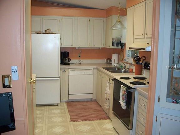 3rd image of 209 Westwood Dr