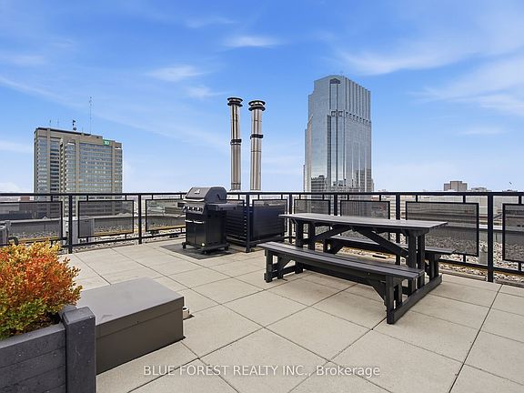 3rd image of 7 Picton St #404