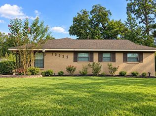 10522 Royal Oaks Dr, Houston, TX 77016