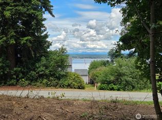73 A Saratoga Drive, Hat Island, WA 98206