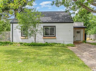 3909 Salem St, Midland, MI 48642
