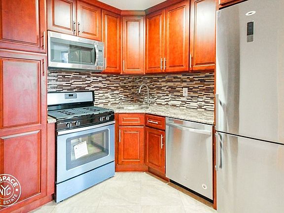 2nd image of 51 Quincy St APT 2D