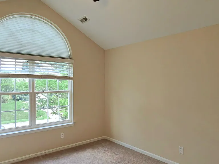 105 Chardonnay Rd — Photo 16