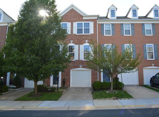 8942 Singleleaf Cir, Lorton, VA 22079