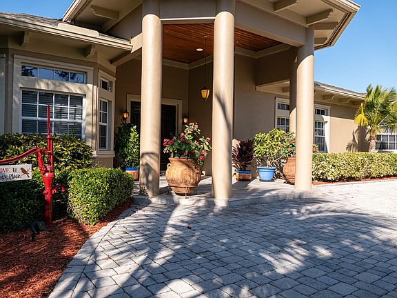 5th image of 2490 NW Lakeridge Drive