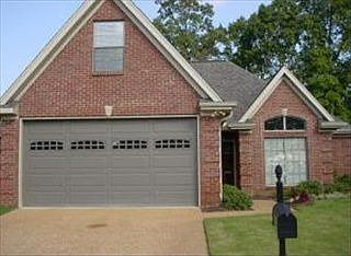 5th image of 102 Trumpet Vine Ln