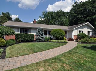1985 Winding Brook Way, Scotch Plains, NJ 07076