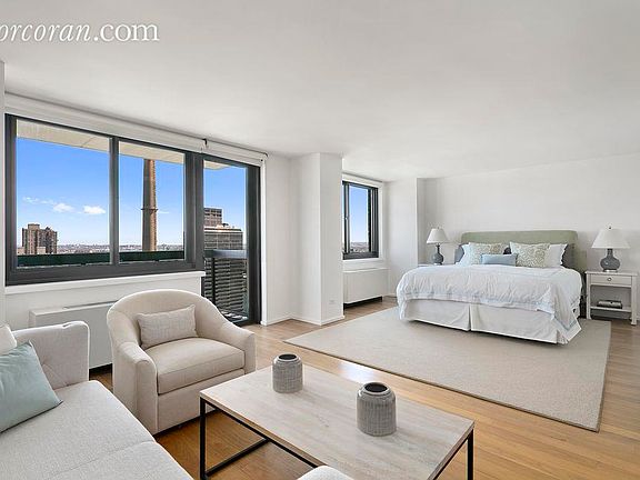 4th image of 515 E 72nd St APT 35E