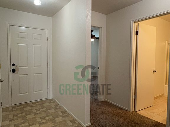 4th image of 2201 Meadow Glen Dr