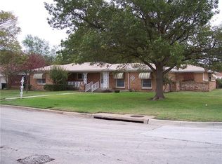 7100 Hardisty St, Richland Hills, TX 76118