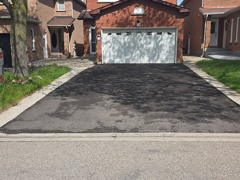 14 Tina Ct #2 — Photo 2
