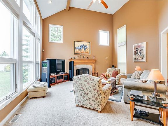 4th image of 5455 Pine Ln