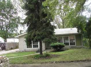 3457 Magnolia Dr, Markham, IL 60428