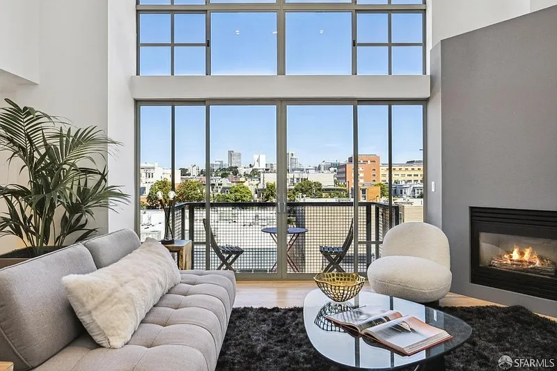 11 Haight St #7
