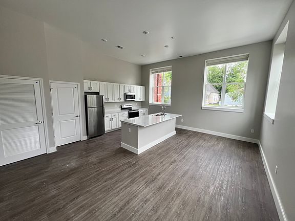 4th image of 1105 Blaine Ave #0b3cb1cdc