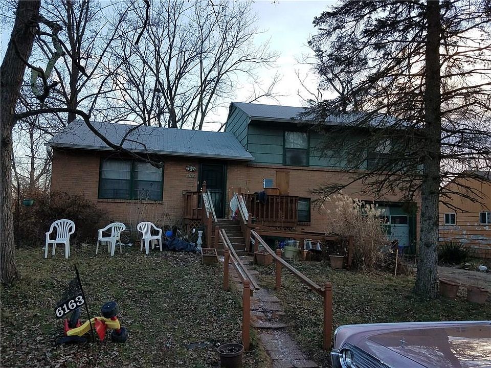 2nd image of 6163 E 39th St