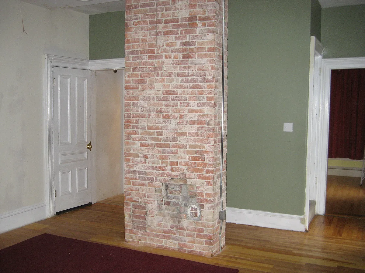 Building Photo - 243 State St #2R