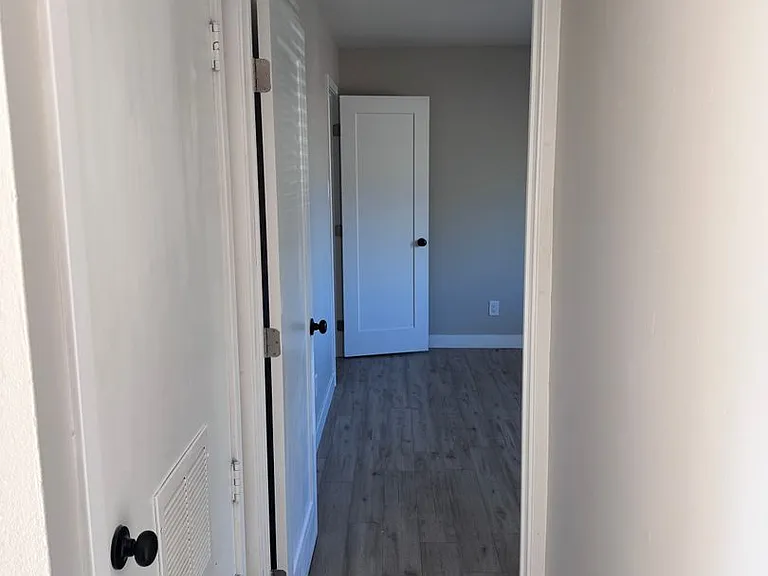 220 W Cherry Ave — Photo 23