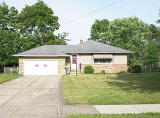 731 Edgewood Rd, Richmond Heights, OH 44143