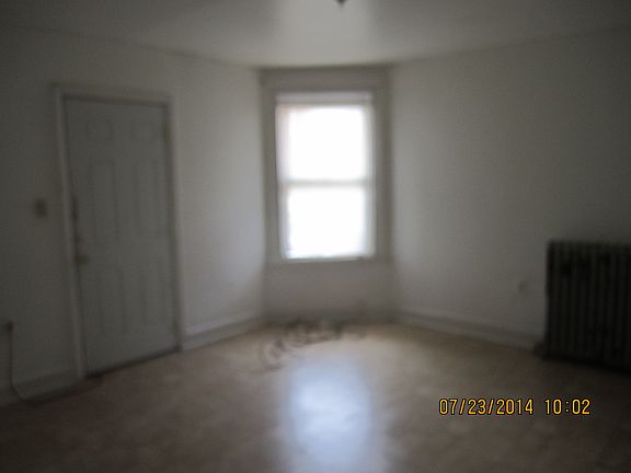 UNIT 2 BACK BEDROOM