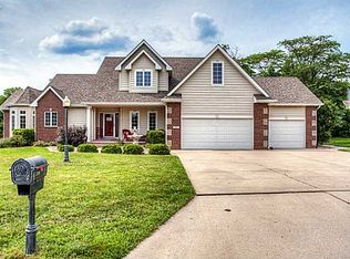 399 NW Torgerson Ln, Des Moines, IA 50313