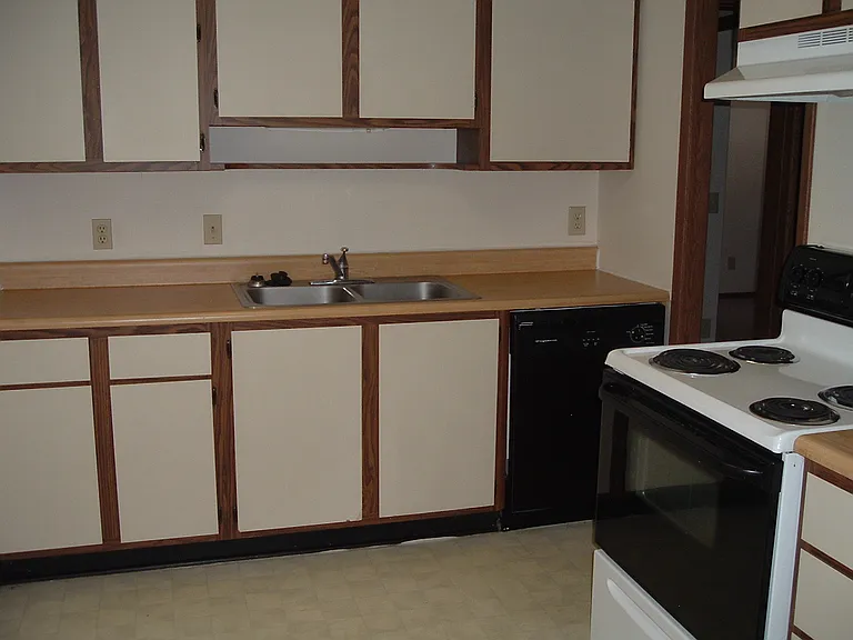 Cedargate Apartments — Photo 19