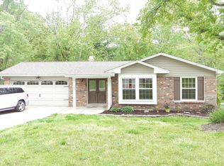 147 Rue Grand Dr, Lake Saint Louis, MO 63367