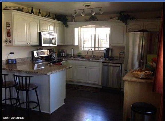 2nd image of 1550 W Naranja Ave