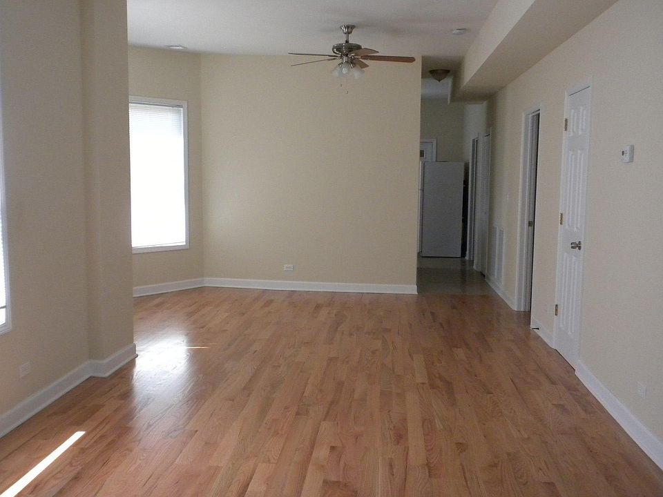 Entry/Dining Room