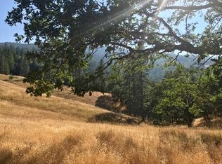 411 Holly Creek Ln, Bridgeville, CA 95526