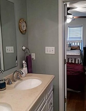4th image of 31300 Community House Dr