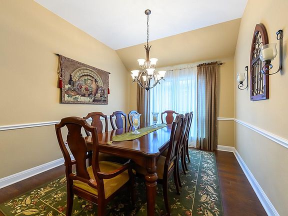 5th image of 12904 Bismark Dr