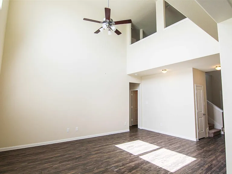 29622 Clover Shore Dr — Photo 6