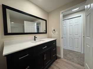 3922 Auburn Rd NE, Salem, OR 97301