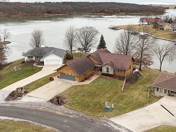 2nd image of 29035 Ironwood Dr