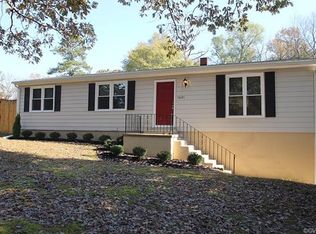 16121 Gary Ave, Chester, VA 23831