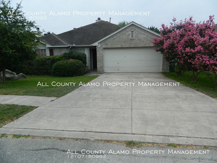 1st image of 14926 Lantern Ln