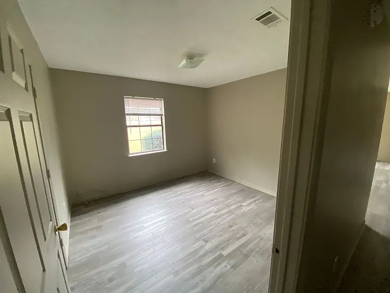 569 Highway 178 E — Photo 2