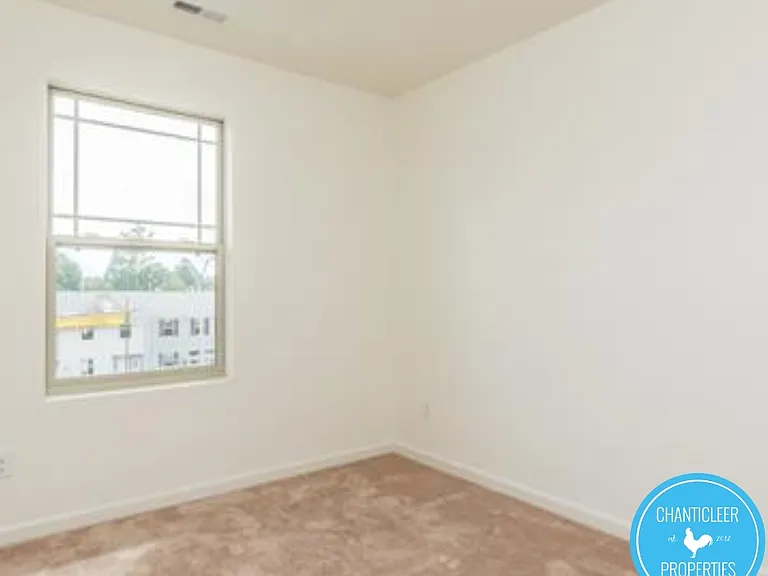 3536 Midway Island Ct — Photo 14