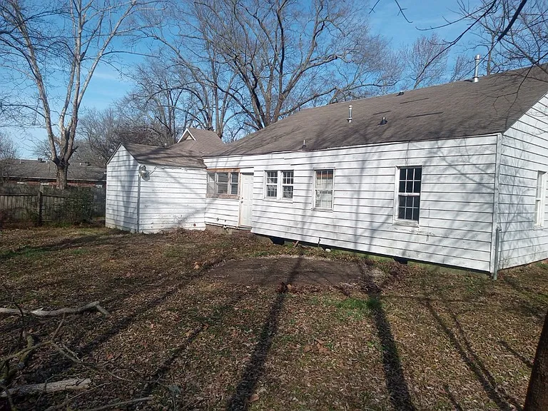505 N Fir St — Photo 4