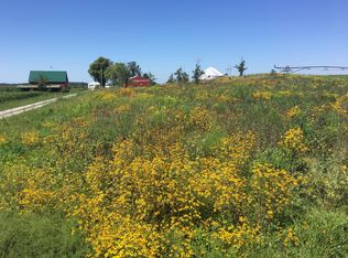 4273 County Line Rd, Deer Grove, IL 61243